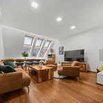 Three Stories In Old Center With Castle View And Terrace *
