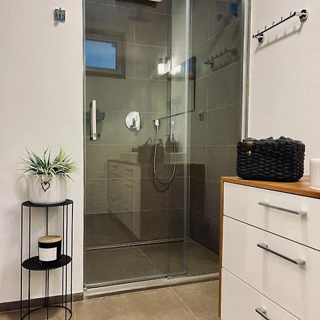 Apartman Three Stories In Old Center With Castle View And Terrace *