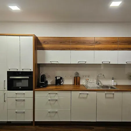 Three Stories In Old Center With Castle View And Terrace * Pozsony